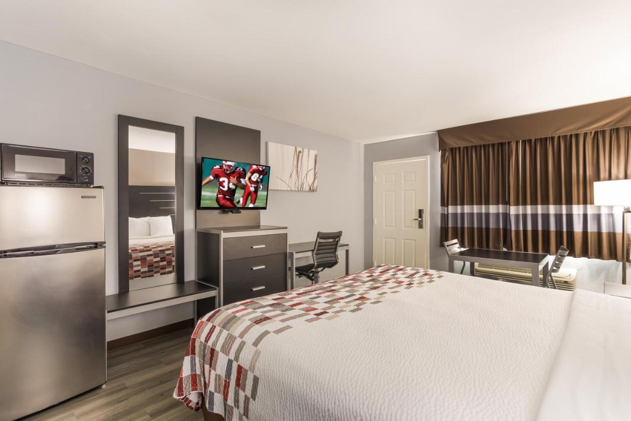 Red Roof Inn & Suites Athens, Al Luaran gambar